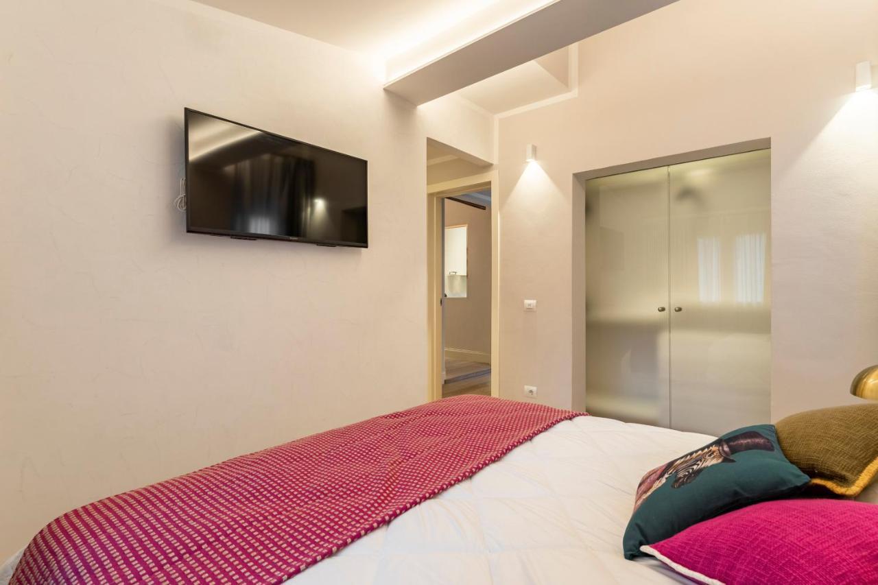 Art Apartment Luxury Sofia Suite Florenţa Exterior foto